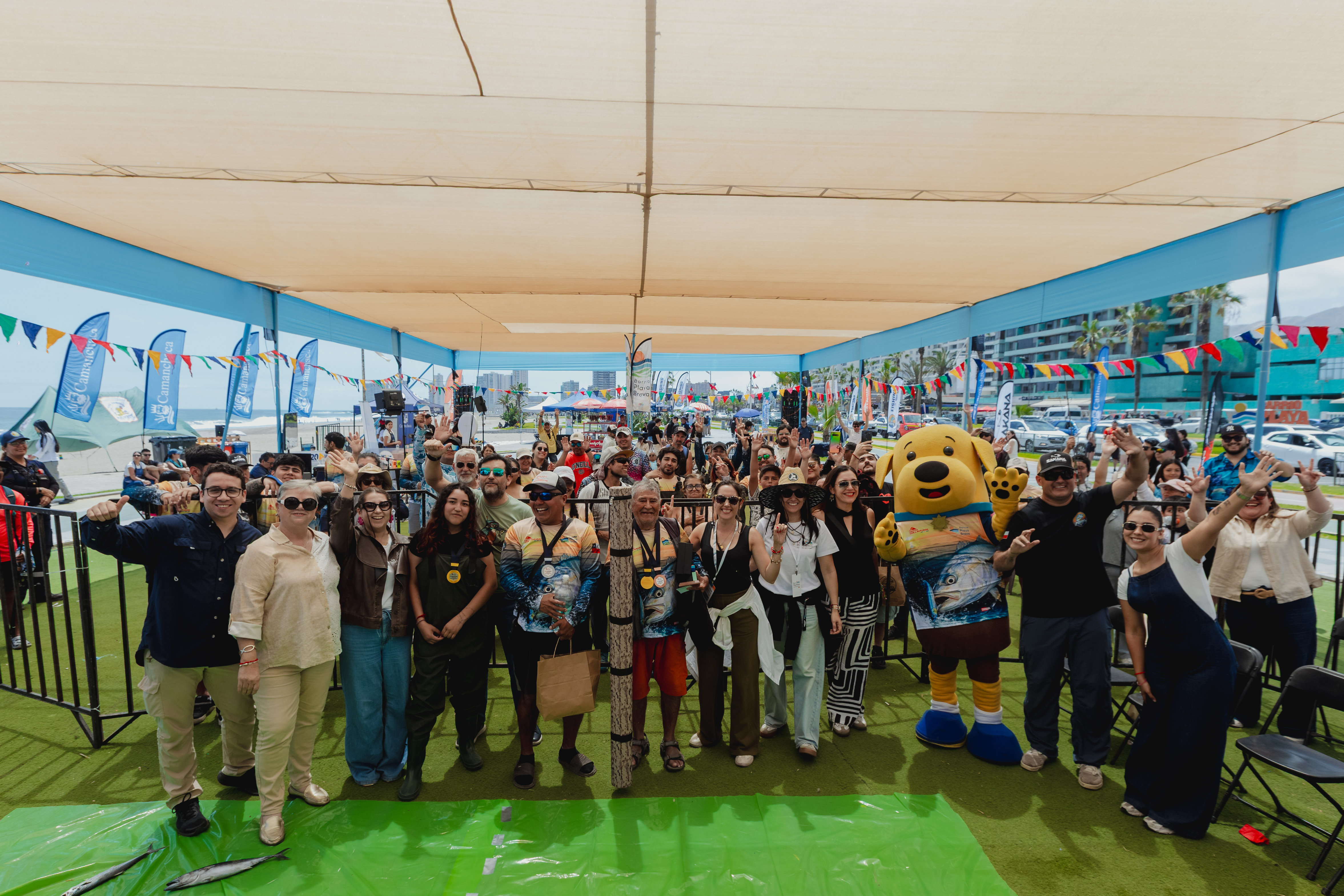 Más de 220 personas dieron vida al 2° Campeonato de Pesca de Playa Brava en Iquique